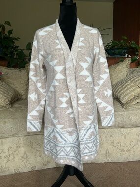 Frye Beige and White Aztec Open-Front Women’s Sweater Cardigan
